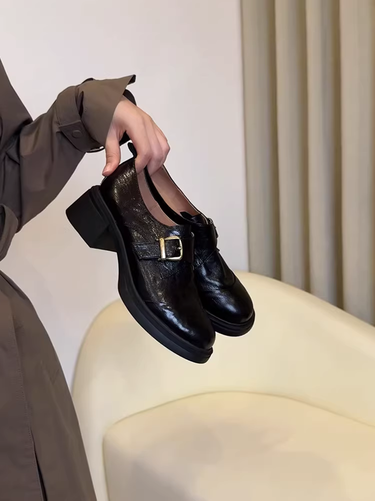 Phiên bản da cừu ~ Giày lười kiểu Pháp Anh cắt sâu dành cho nữ, có khóa thắt lưng đơn giản, gót dày, kiểu lười đi làm.