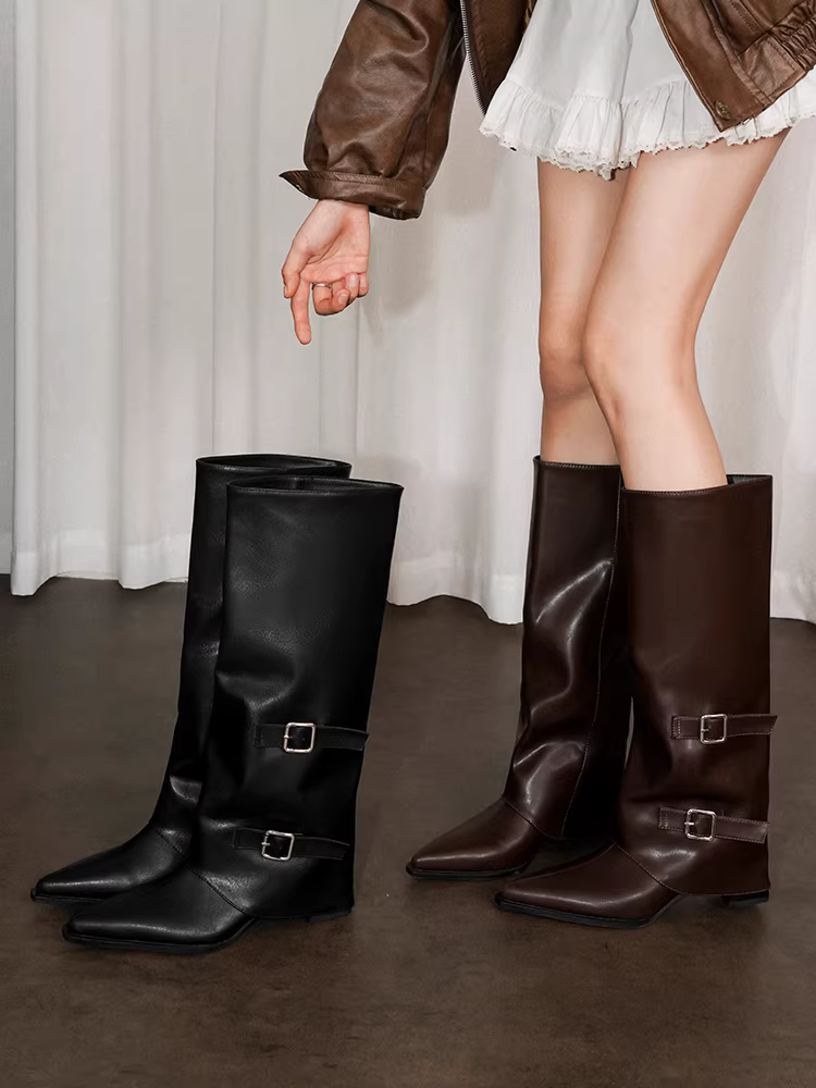 Pear Xiaoqi~ Giày bốt da thật kiểu Anh cổ điển mũi nhọn có khóa thắt lưng, gót dày, kiểu dáng thời trang trên đầu gối.