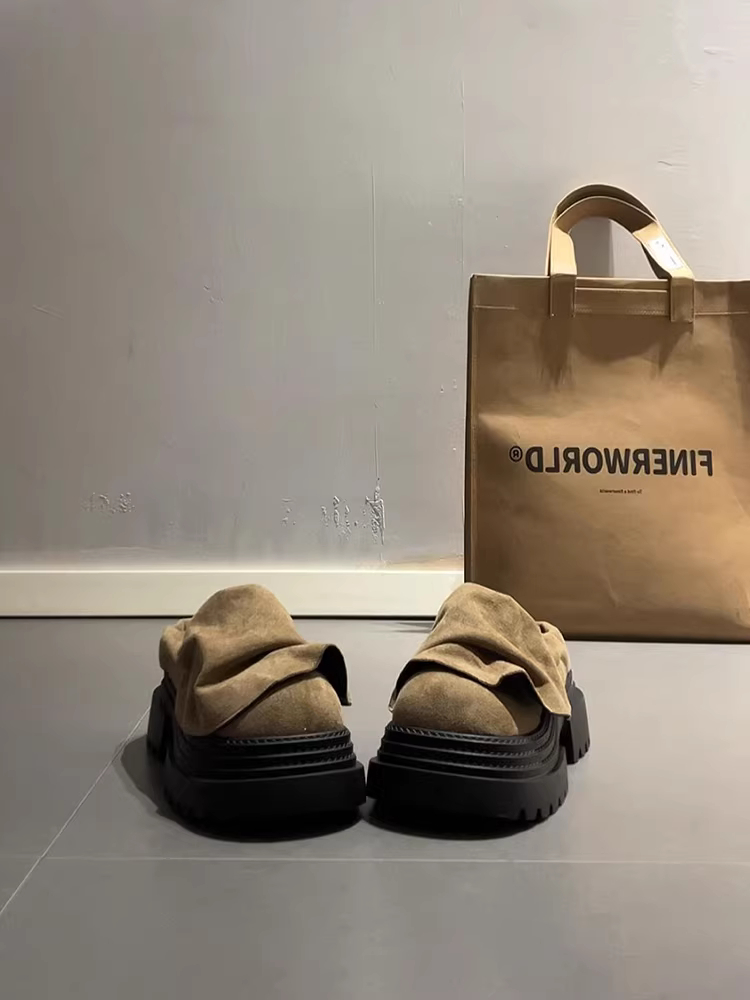 Phiên bản da cừu ~ thiết kế mới theo phong cách retro, giày Birkenstock đế dày dành cho phụ nữ nhỏ nhắn, giày nửa mules bằng da lộn kiểu xỏ ngón có mũi kín.