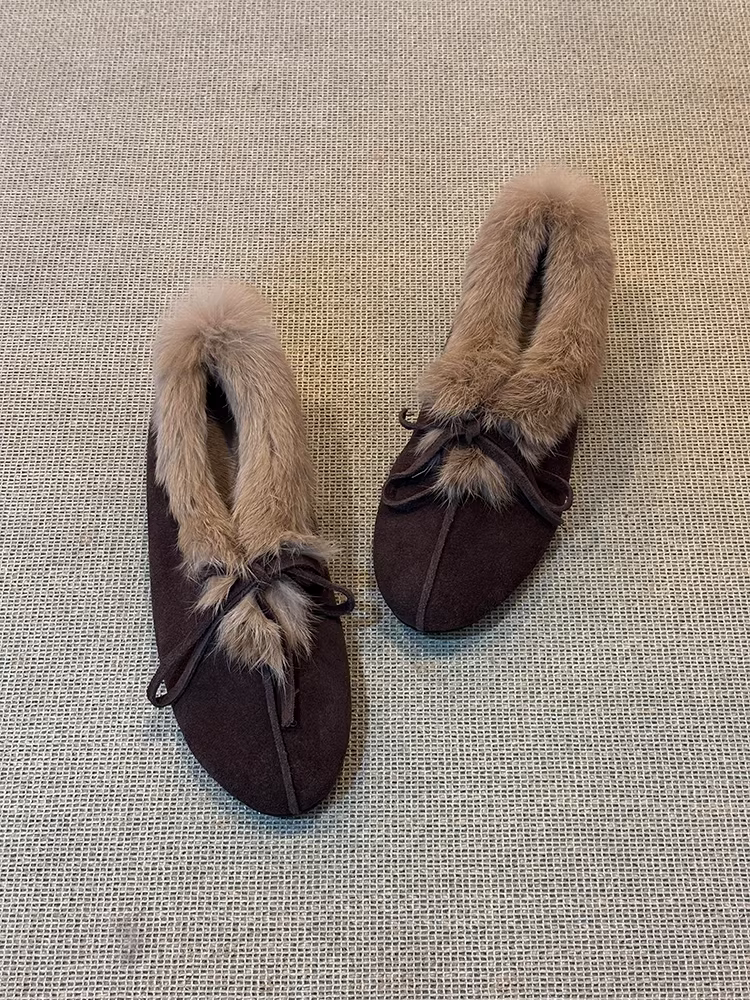 Phiên bản da cừu ~ Giày cotton đế bằng ấm áp Dongji dành cho nữ, da lộn kiểu retro có nơ, lót lông cừu, giày lười kiểu slip-on.