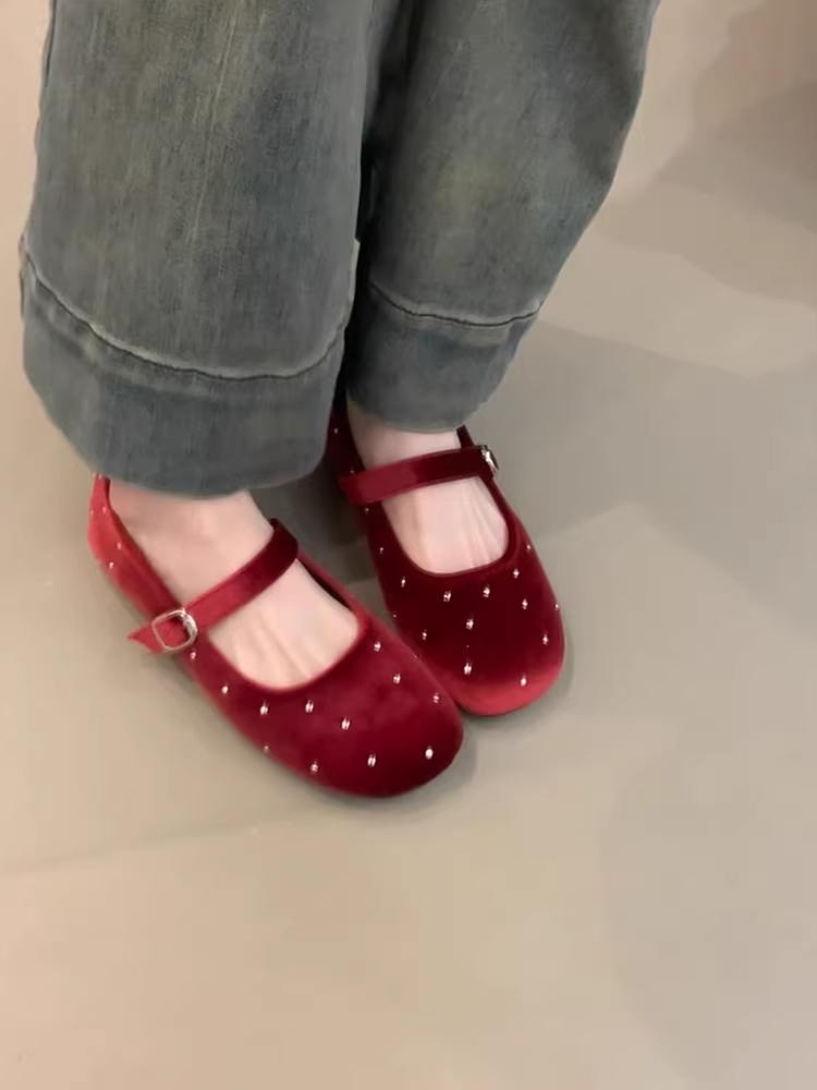 Phiên bản da cừu ~ Giày múa ba lê kiểu Pháp màu đỏ nhung cổ điển có chấm bi, giày Mary Jane mũi tròn nông