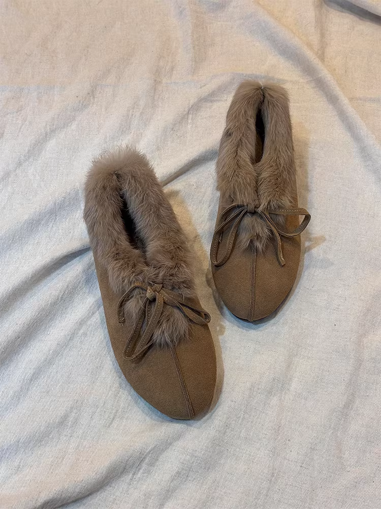 Phiên bản da cừu ~ Giày cotton đế bằng ấm áp Dongji dành cho nữ, da lộn kiểu retro có nơ, lót lông cừu, giày lười kiểu slip-on.