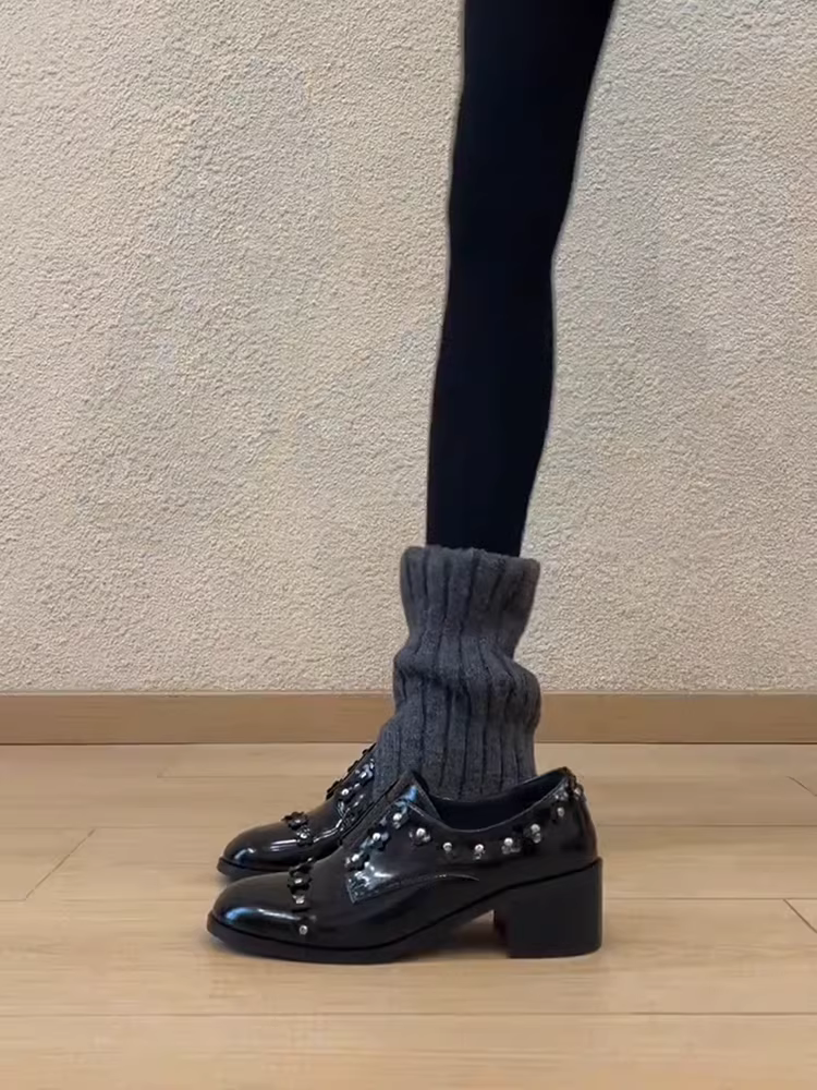 Phiên bản da cừu ~ Giày lười da bóng kiểu preppy của Anh dành cho nữ, mũi tròn, gót dày, giày da màu đen