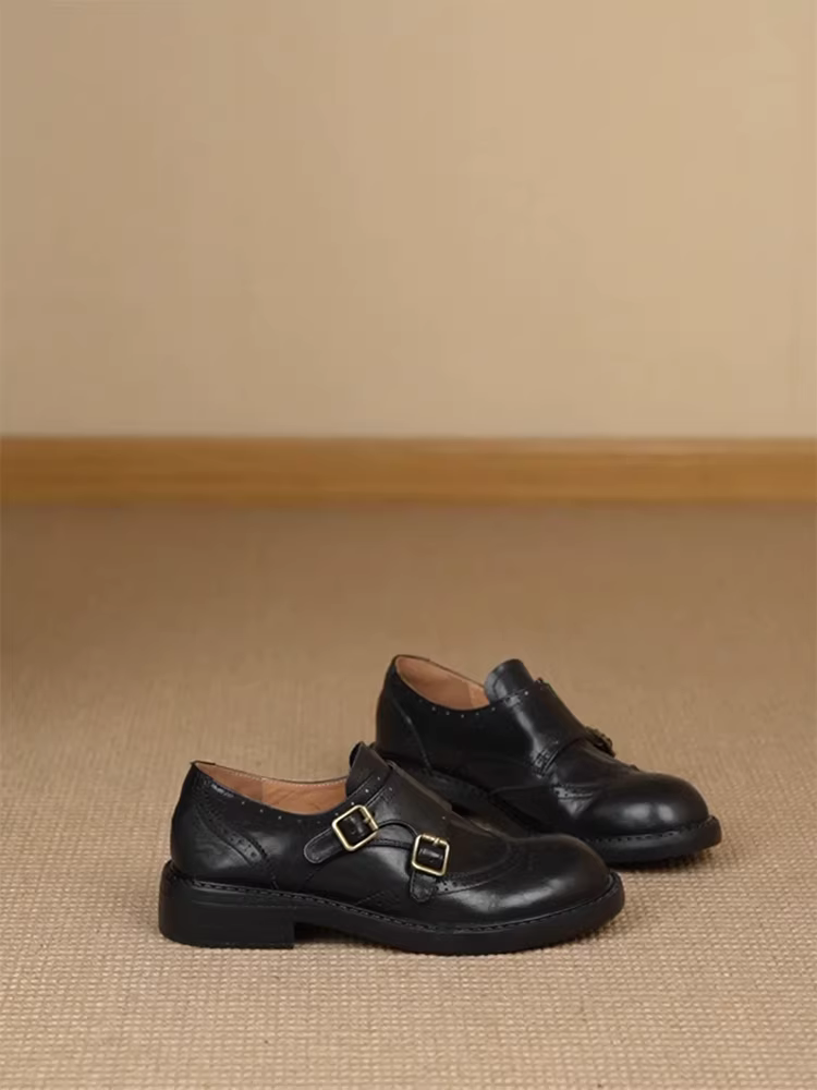 Phiên bản da cừu~ Giày da nữ kiểu Anh, màu đen, thanh lịch, kiểu brogue, có hai khóa, kiểu lười, gót thấp