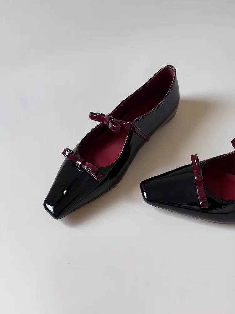 Phiên bản da cừu ~ Giày Mary Jane mũi vuông nông kiểu dạ hội bằng da bóng kiểu Pháp dành cho nữ với gót giấu nâng và nơ, giày đơn giản dị.