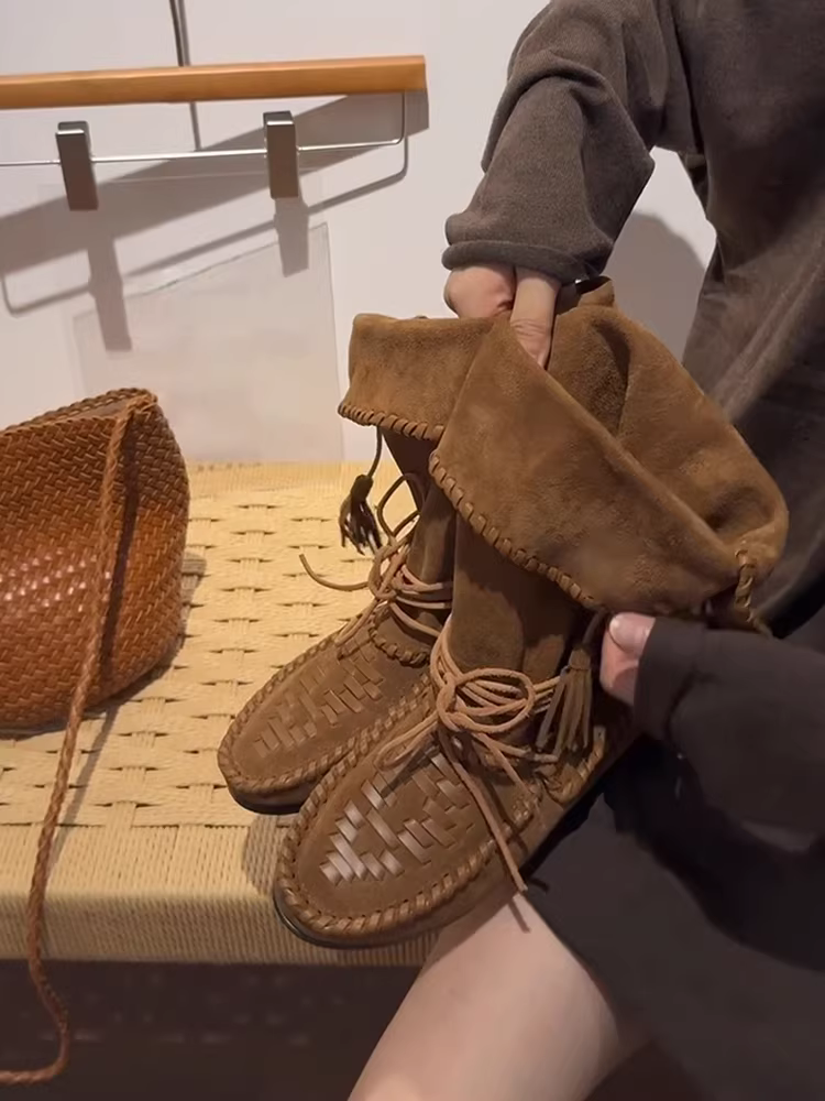 Phiên bản da bò ~ Giày bốt da dệt kiểu miền Tây, thiết kế độc đáo, chất liệu da mờ, dành cho nữ, kiểu buộc dây Melard, tua rua xếp ly, đế cao.