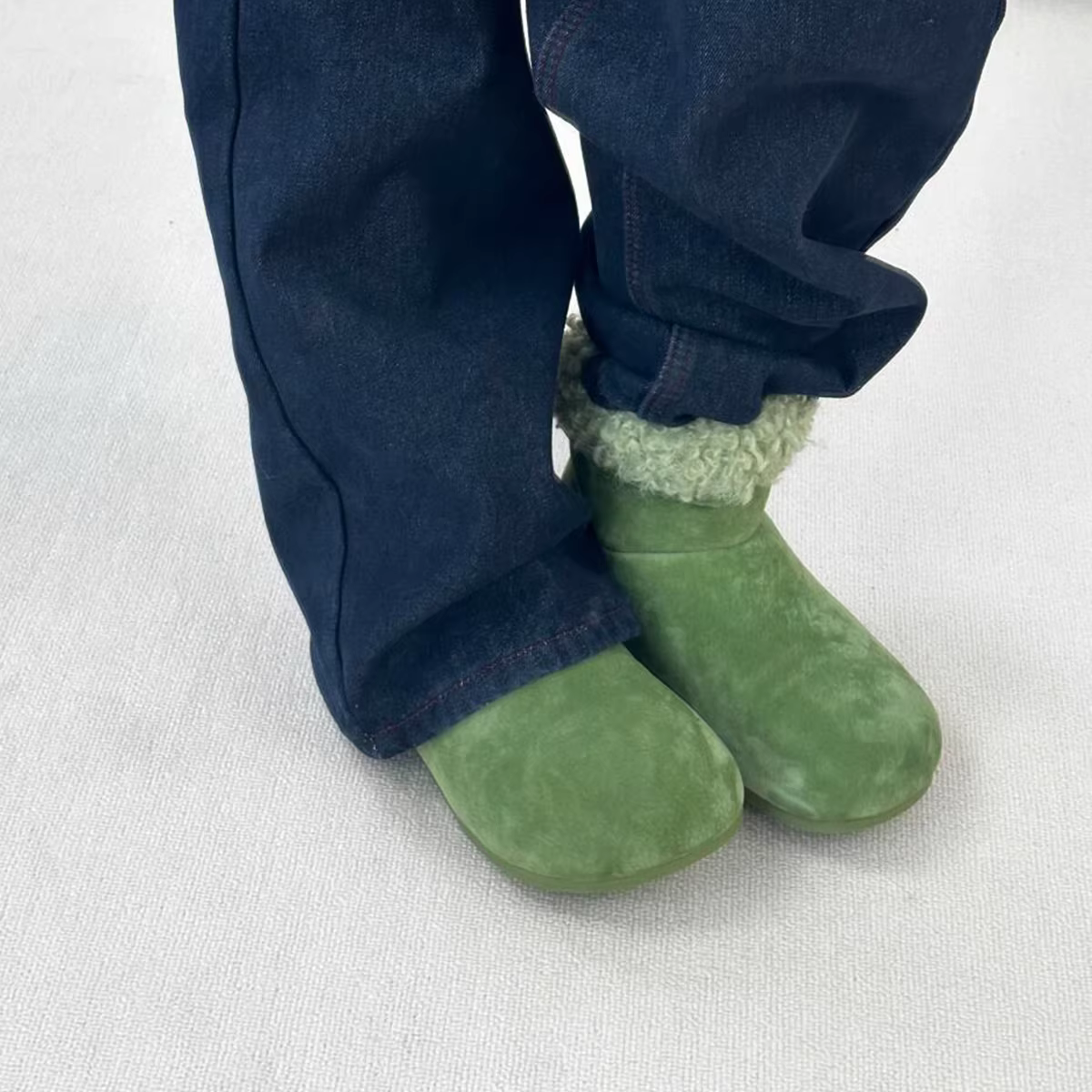 Phiên bản da bò ~ Giày bốt lông tăng chiều cao Giày bốt Birkenstock dành cho nữ, kiểu lười, đa năng, thoải mái, lót lông cừu, giày đi tuyết mùa đông ấm áp