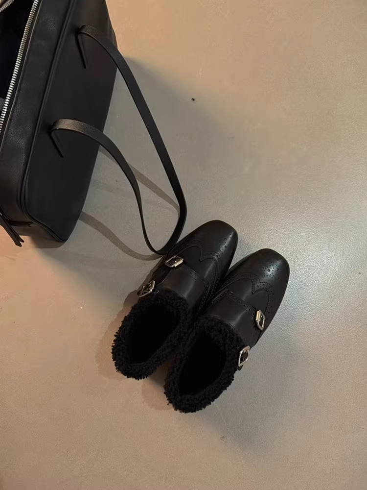 Phiên bản da bò ~ giày lười kiểu brogue thời trang cổ điển dành cho nữ có khóa thắt lưng, kiểu lười, lót lông cừu, giày da mũi vuông nhỏ