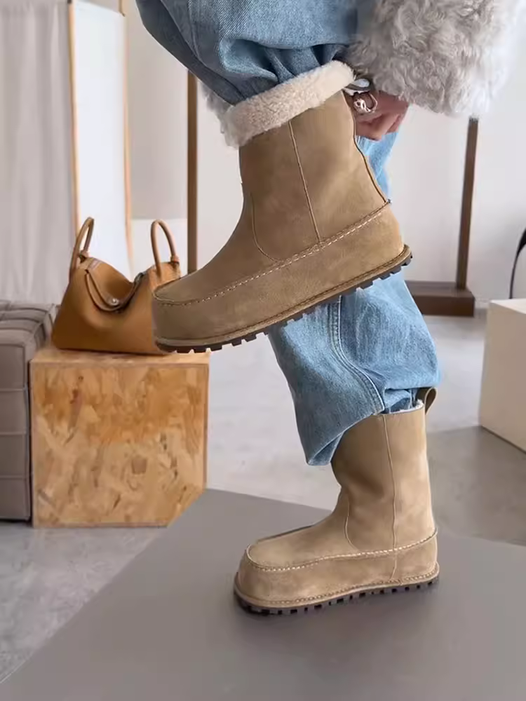 Phiên bản da bò ~ Giày bốt đi tuyết đế dày chống trượt Melard mùa thu đông dành cho nữ, da lộn cổ điển, kiểu dáng mới đơn giản, bốt cotton lót lông cừu