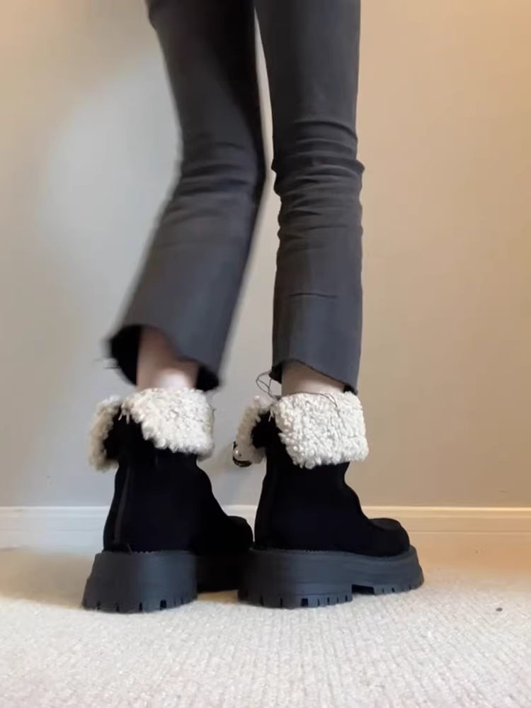 Phiên bản da bò ~ Giày bốt đi tuyết đế dày bằng da lộn dành cho nữ, len cừu cổ điển, khóa kéo phía sau, lót lông cừu, bốt cotton cỡ lớn ấm áp ở vùng Đông Bắc