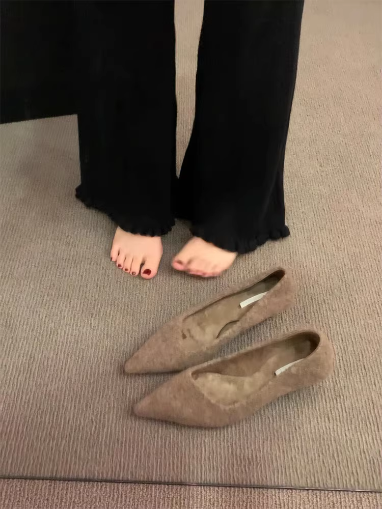 Phiên bản da cừu ~ Giày cao gót mũi nhọn thanh lịch dành cho nữ, giày cao gót mùa đông có lót lông cừu kiểu cổ điển kiểu Pháp