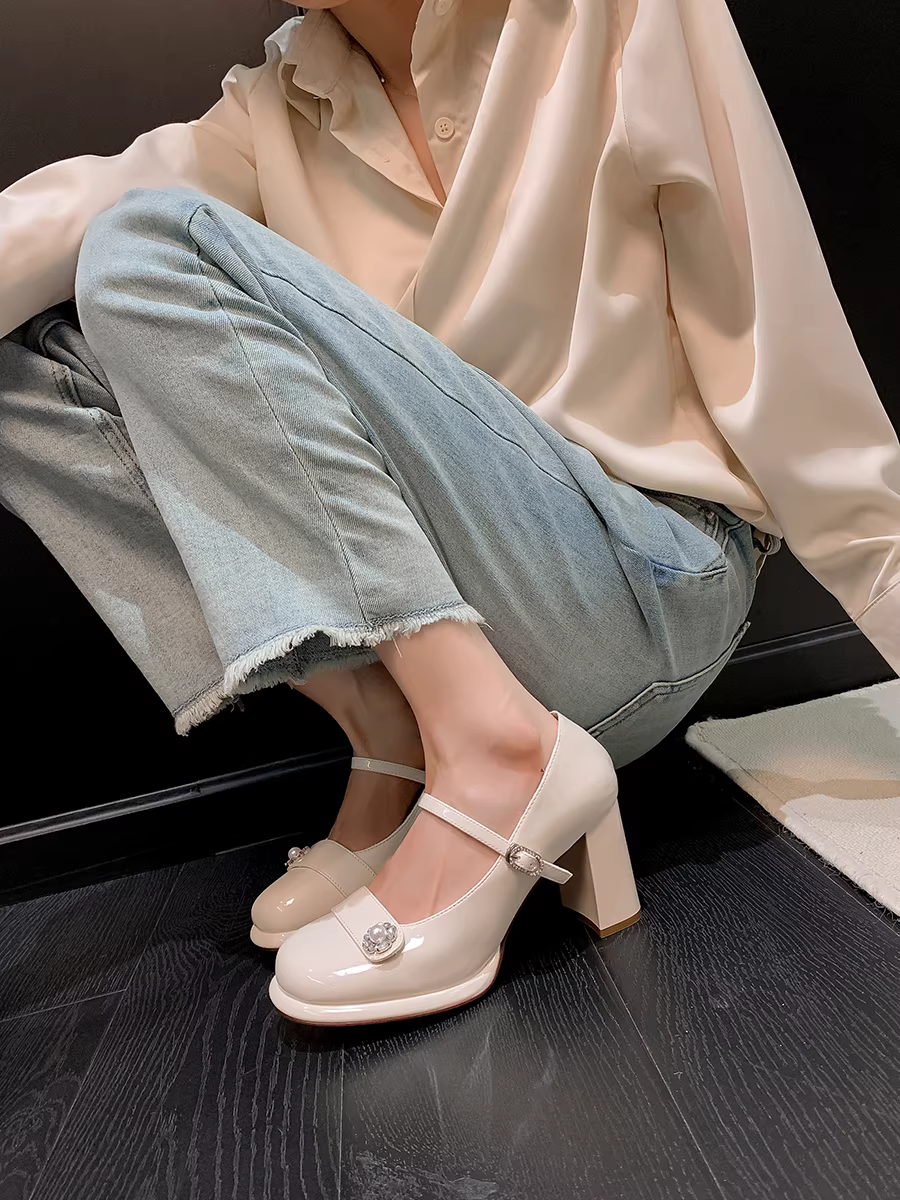 Giày cưới cao gót nữ Pear Xiaoqi~ Thu đông 2025 kiểu Pháp mới, gót thô, giày đơn giản đính đá sang trọng kiểu Mary Jane