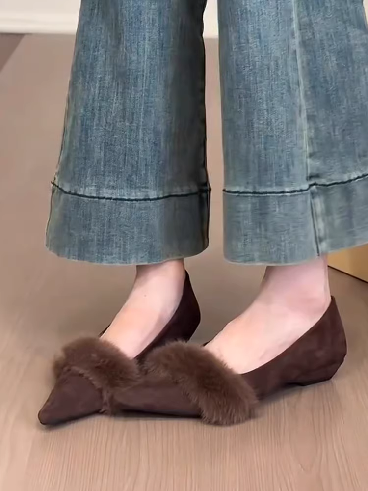 Phiên bản da cừu ~ Giày đơn mũi nhọn màu mơ dịu nhẹ phong cách Hàn Quốc dành cho nữ, giày dạ hội lông thú đế thấp kiểu Pháp thanh lịch