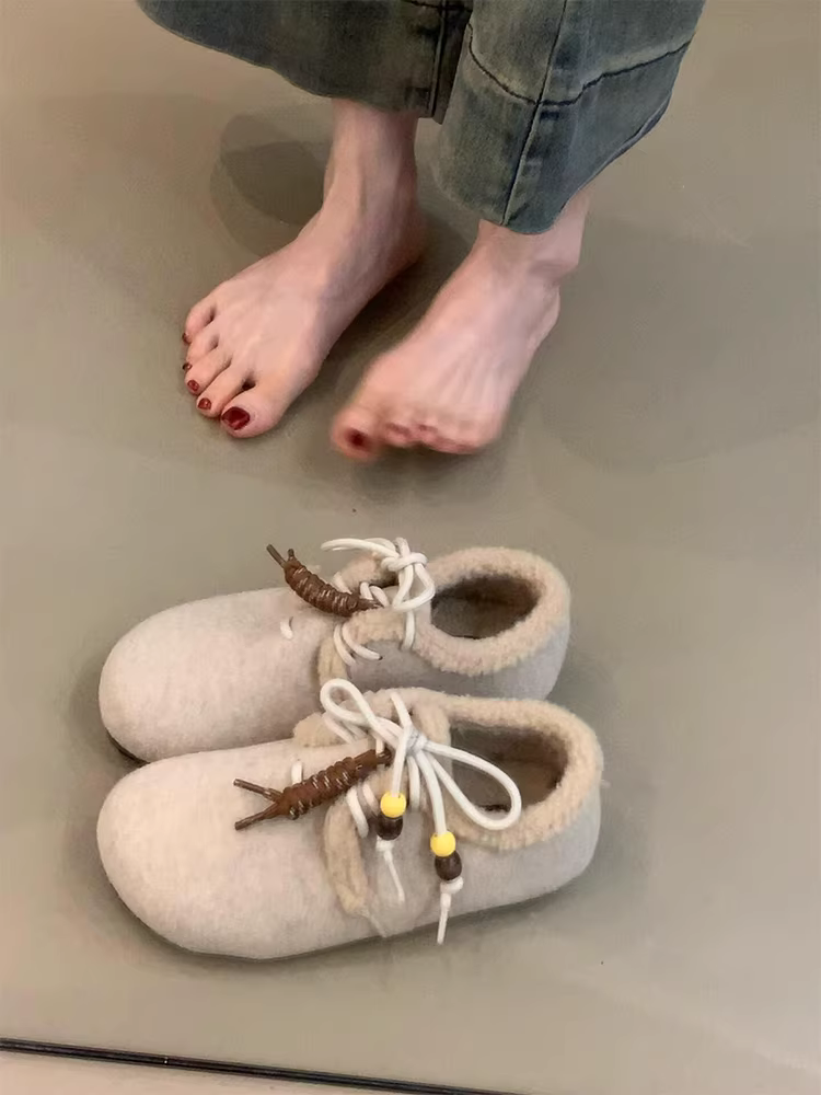 Phiên bản da cừu ~ Giày lông cổ điển Hàn Quốc dành cho nữ, kiểu buộc dây tua rua, kiểu dáng xỏ ngón khoét sâu, lót lông mềm mại, mũi tròn, giày Birkenstock ấm áp