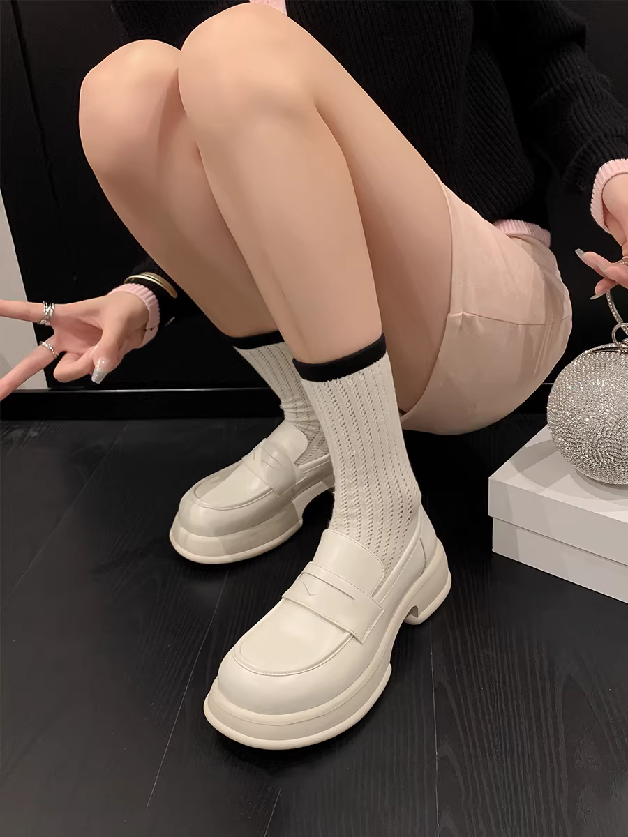 Pear Xiaoqi~ Giày lười đế dày bằng da thật màu trắng dành cho nữ, giày lười kiểu Anh, giày da nhỏ kiểu JK giản dị, kiểu dáng Anh, kiểu dáng ins