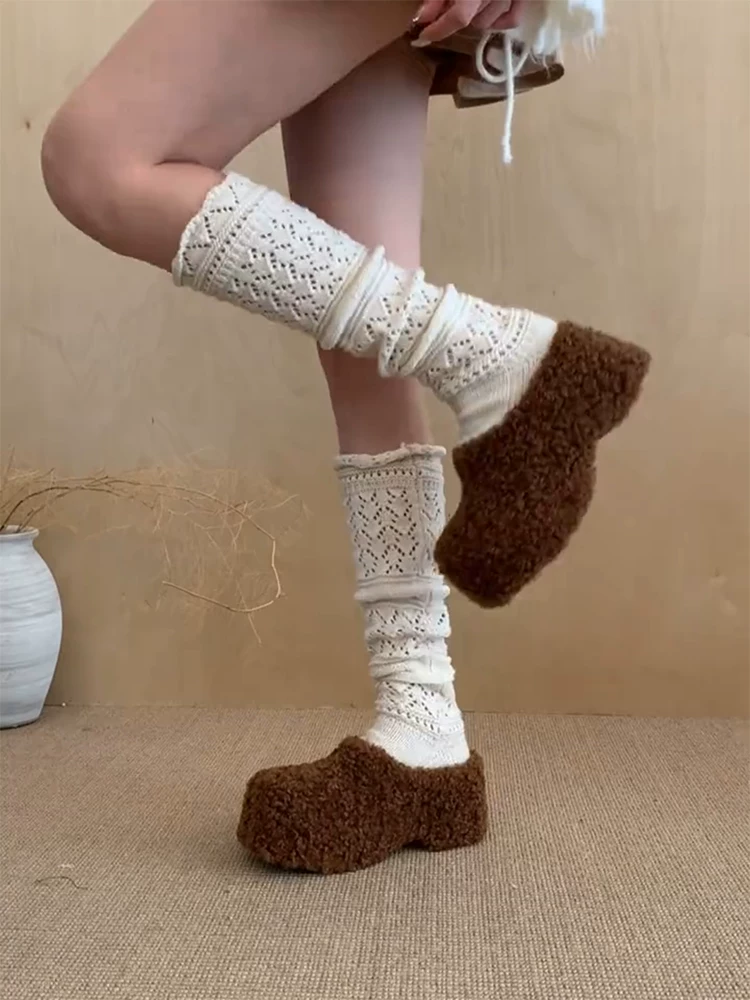 Phiên bản da cừu ~ Giày Birkenstock lông xù kiểu lười đi mùa thu đông dành cho nữ, dép lê đế dày thời trang, kiểu dáng độc đáo, mũi kín dành cho người nhỏ nhắn.