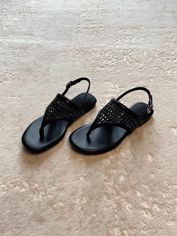 Phiên bản da cừu ~ Dép xỏ ngón dệt thời trang phong cách nghỉ dưỡng dành cho nữ, phối với váy, dép đi biển, giày La Mã