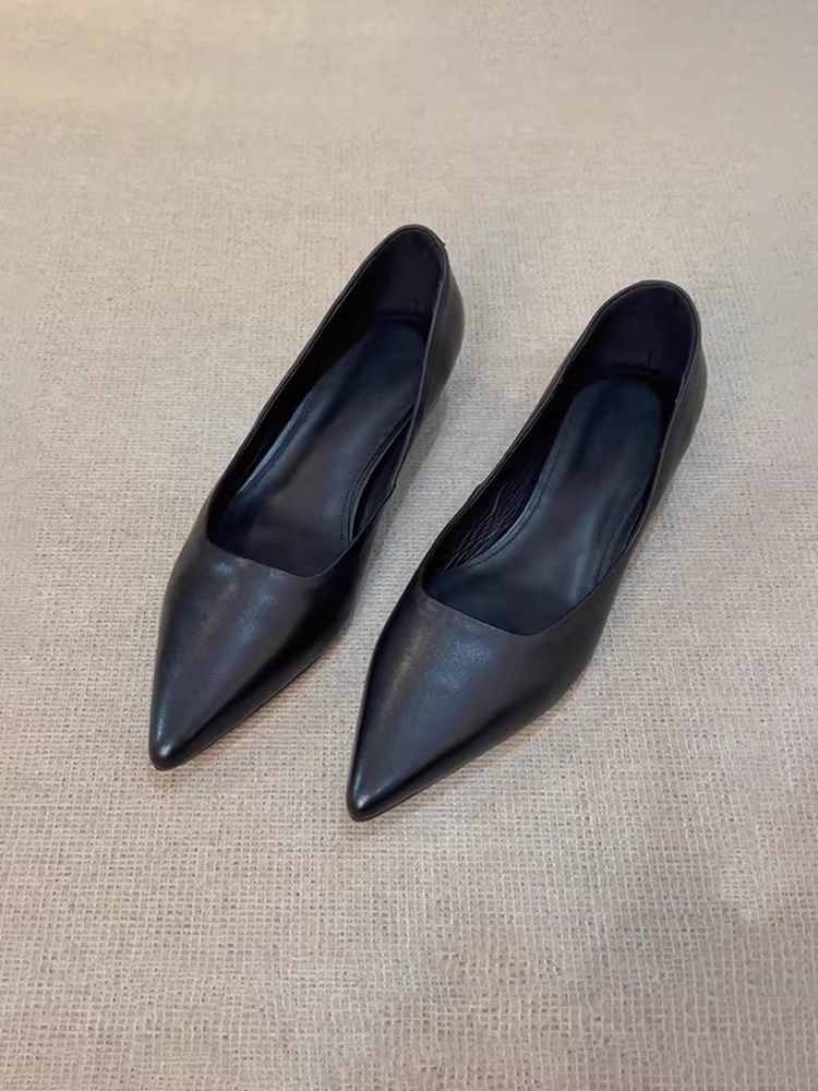 Phiên bản da cừu ~ Giày lười đế thấp bằng da thật đơn giản màu đen mới dành cho nữ, thích hợp đi làm và đi làm lười biếng.