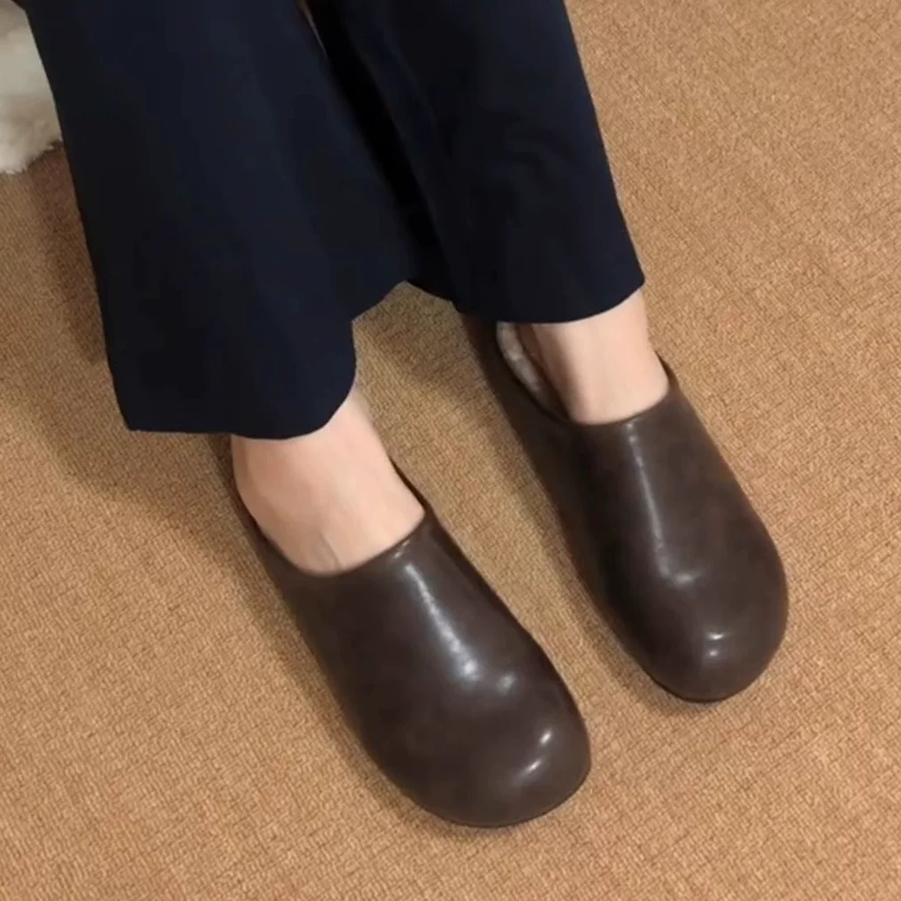 Phiên bản da cừu ~ Giày Birkenstock bằng da thật dành cho nữ, giày cotton kiểu dáng cổ điển, giày mùa đông đa năng có lót lông cừu, thích hợp để mang ngoài trời, giày nửa mule mũi kín.