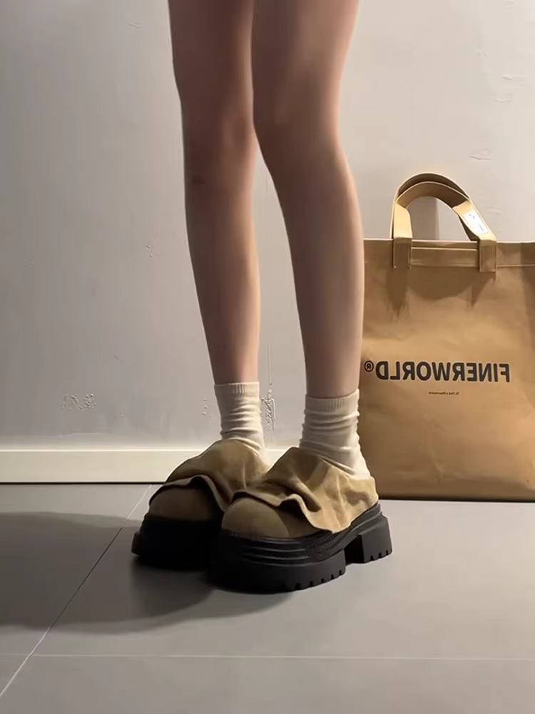 Phiên bản da cừu ~ thiết kế mới theo phong cách retro, giày Birkenstock đế dày dành cho phụ nữ nhỏ nhắn, giày nửa mules bằng da lộn kiểu xỏ ngón có mũi kín.