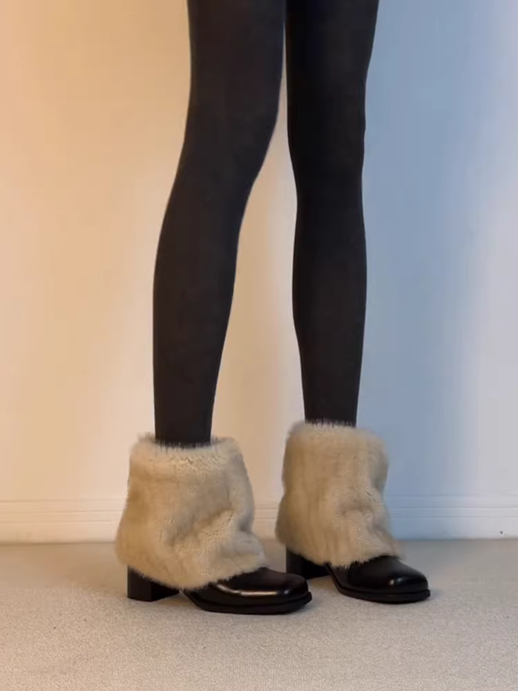 Phiên bản da bò ~ Giày bốt ngắn lông thú mũi vuông kiểu Pháp dành cho nữ, kiểu lười, lót lông cừu, ấm áp, thời trang, phong cách độc đáo, giày bốt cotton thanh lịch.