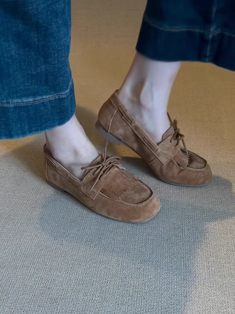 Phiên bản da cừu ~ giày lười da lộn cổ điển bằng da thật dành cho nữ, giày lười đế bằng có dây buộc mũi tròn có tua rua.