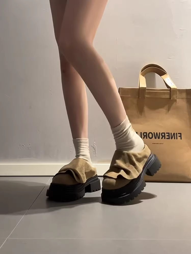 Phiên bản da cừu ~ thiết kế mới theo phong cách retro, giày Birkenstock đế dày dành cho phụ nữ nhỏ nhắn, giày nửa mules bằng da lộn kiểu xỏ ngón có mũi kín.