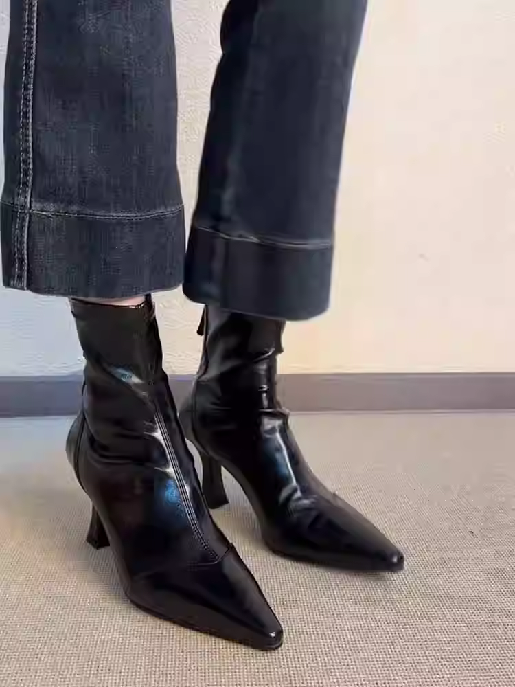 Phiên bản da bò ~ Giày bốt ngắn mũi nhọn cao gót, bốt cao gót kiểu Pháp co giãn dành cho nữ, bốt da mềm đa năng có khóa kéo da thật kiểu dáng ôm sát