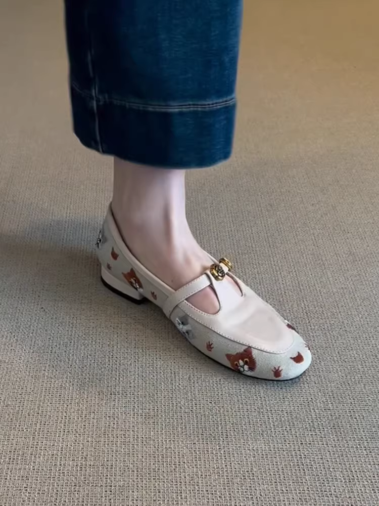 Phiên bản da cừu ~ Giày lười Mary Jane bằng da thật dành cho nữ, gót thấp, quai đơn, giày bệt thêu hoa trà