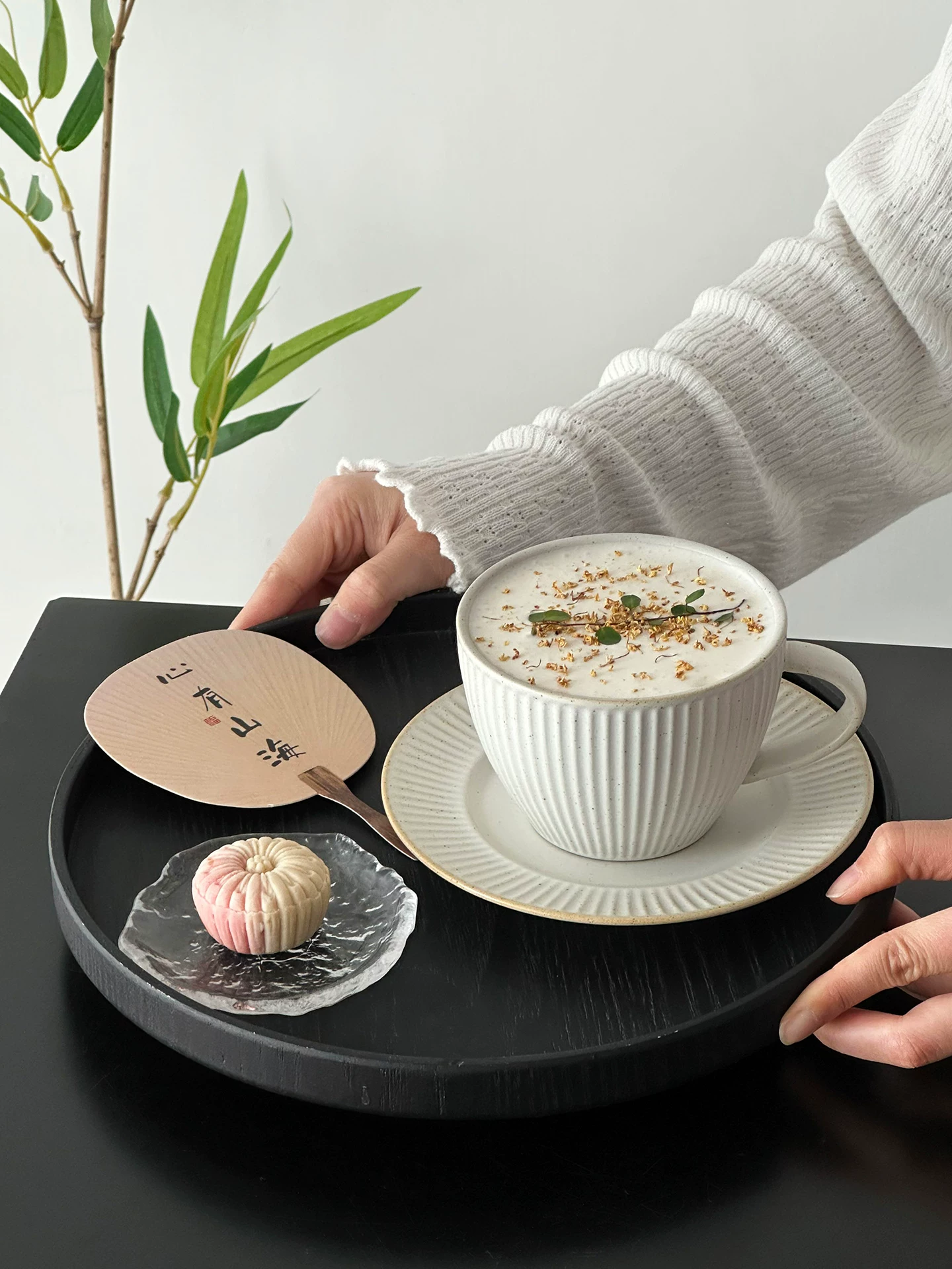 Cốc sứ cổ điển, cốc cà phê thiết kế độc đáo, cốc latte cao cấp tinh tế, cốc đẹp, cốc uống nước.
