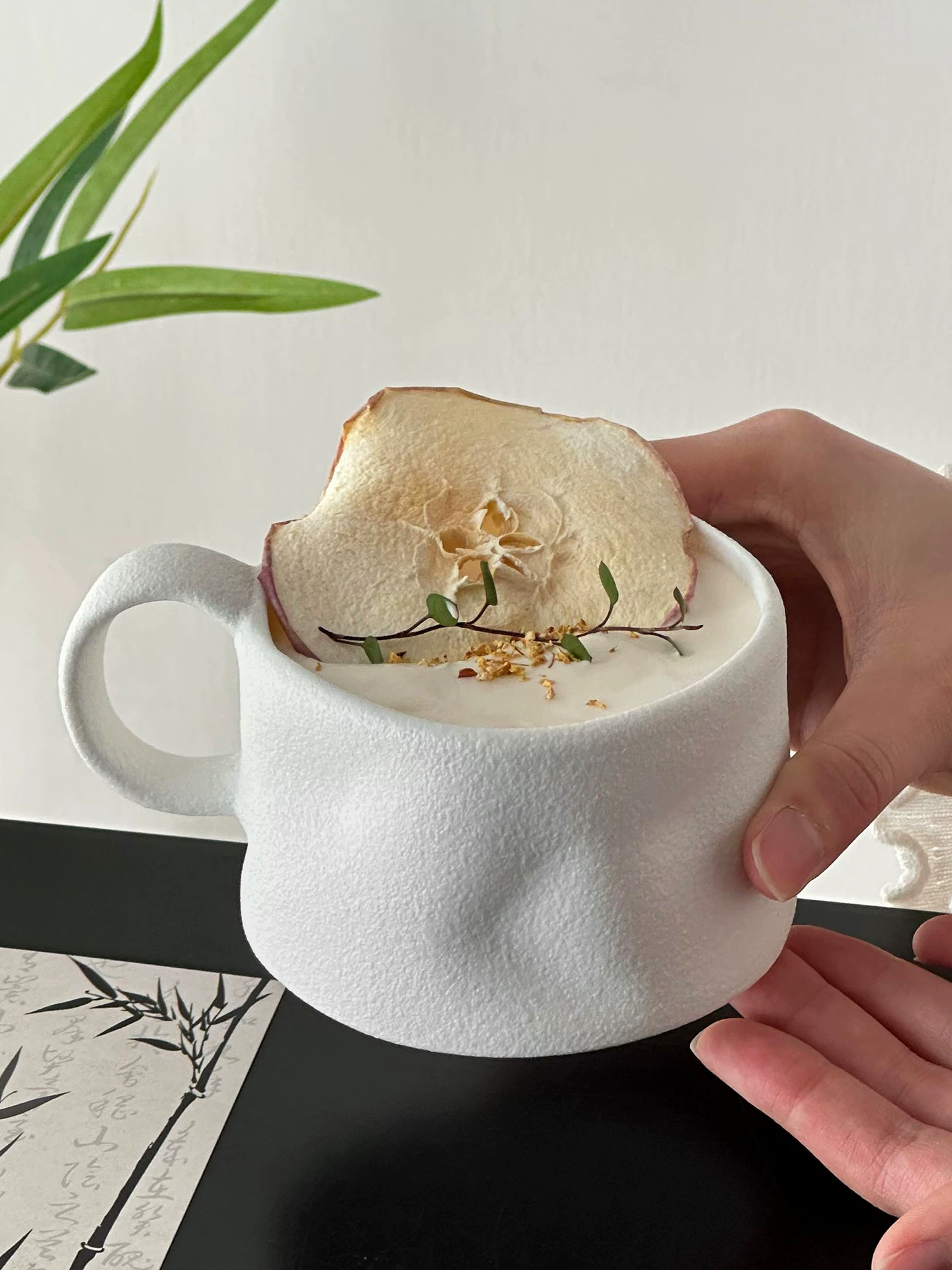 Ly sứ cao cấp, tinh xảo, họa tiết đá, thiết kế độc đáo, ly cà phê, ly latte art.