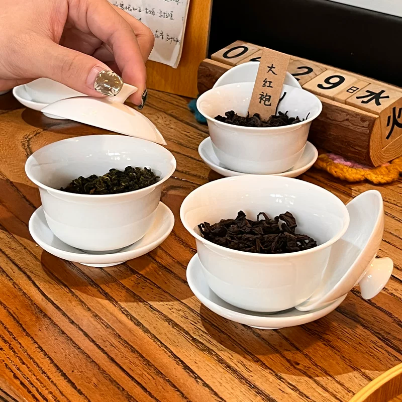 Bát trà gốm sứ trắng có nắp, bộ chén trà cao cấp dùng cho lễ trà và trưng bày trà.