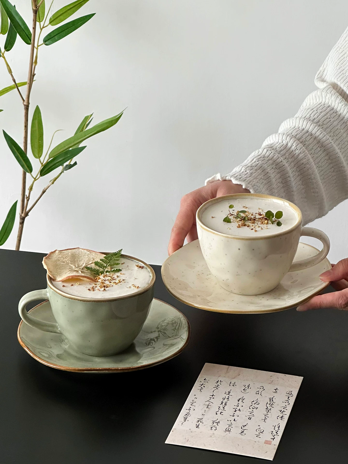 Bộ cốc sứ cao cấp cổ điển, bộ tách và đĩa uống cà phê cổ xưa, cốc cà phê thiết kế, cốc latte kiểu Mỹ.