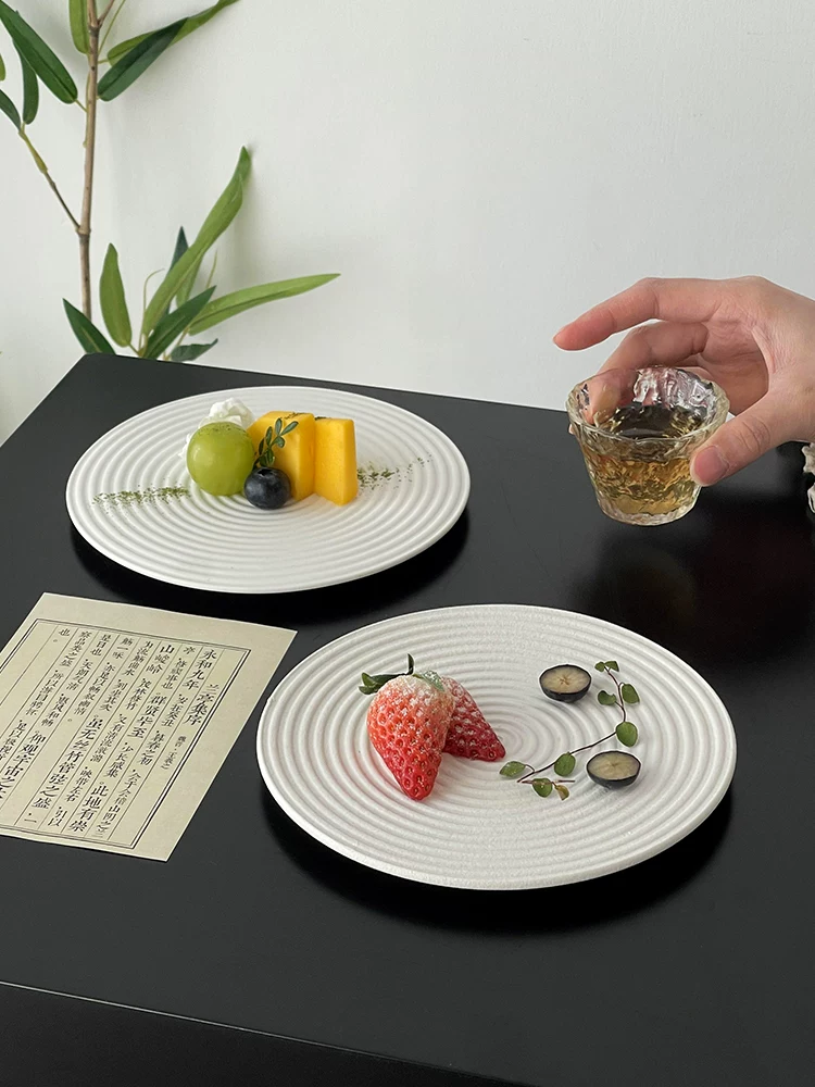 Đĩa sứ đơn giản có giá trị thẩm mỹ cao, đĩa tráng miệng màu trơn mờ tinh tế, đĩa đựng trà bánh, đĩa bánh ngọt, đĩa trái cây.