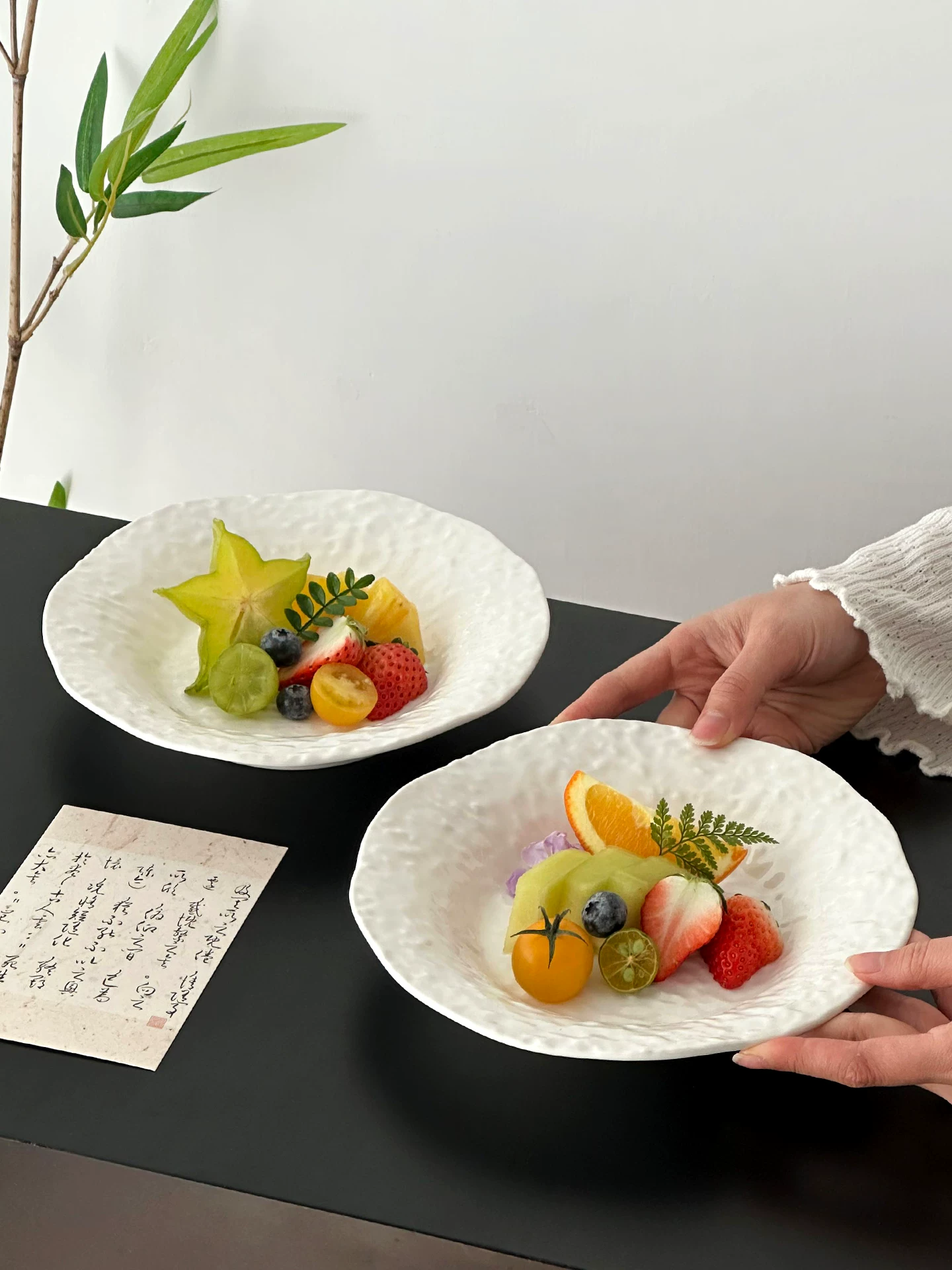 Đĩa sứ cao cấp họa tiết đá nổi, đĩa trái cây tinh tế, đĩa ăn nhẹ trà chiều, đĩa trái cây, đĩa bánh ngọt