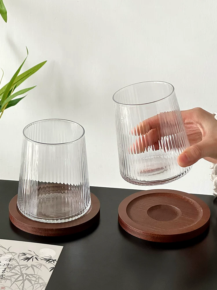 Ly rượu vang, cốc cà phê, ly cocktail, cốc nước sáng tạo kiểu Nhật chất lượng cao dùng để uống đồ uống.