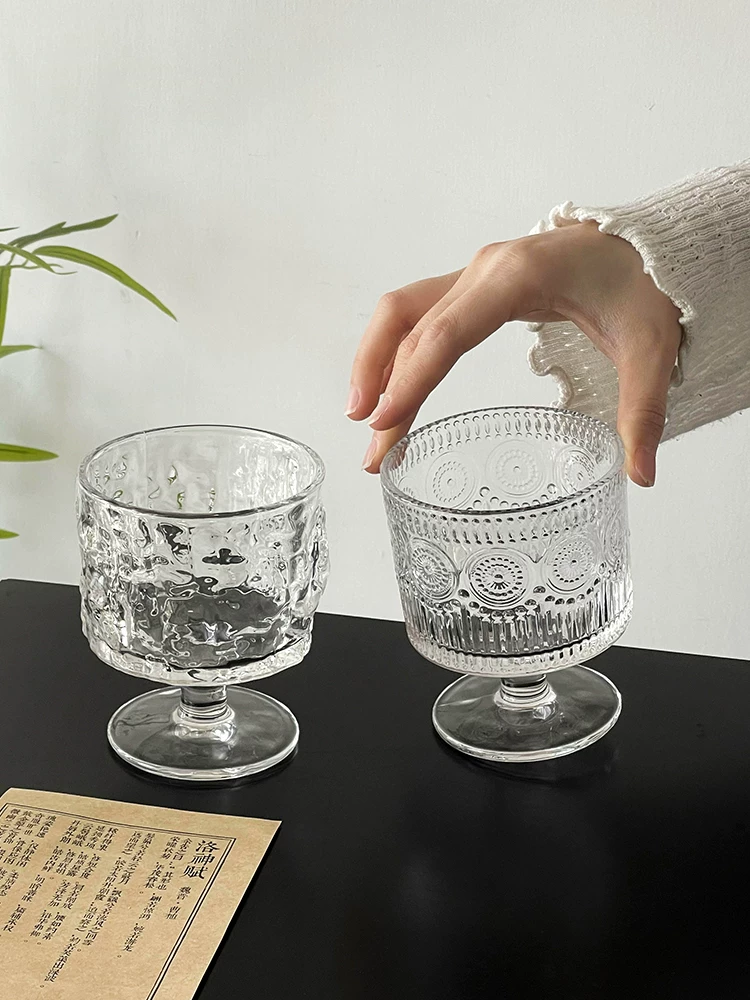 Cốc thủy tinh chân thấp chạm nổi kiểu Trung Quốc, cốc cocktail thẩm mỹ cao, cốc uống nước, cốc nước sáng tạo, cốc tráng miệng.