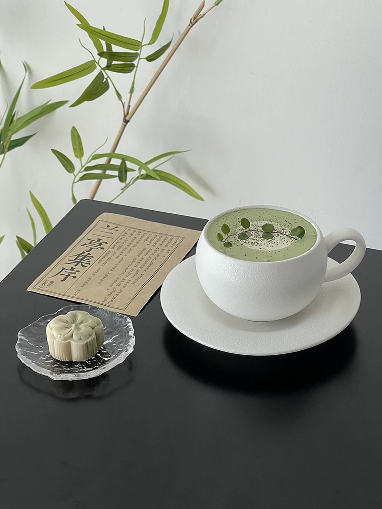 Bộ tách và đĩa lót họa tiết đá mờ tinh xảo, tách sứ trắng, tách cà phê hình quả trứng, cốc, giá trị thẩm mỹ cao, tách độc đáo.