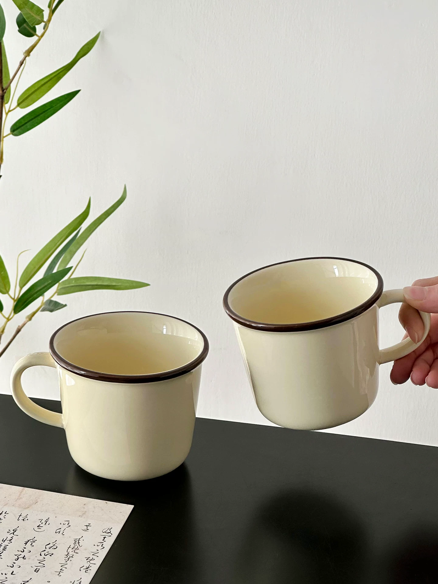 Cốc sứ cao cấp có tay cầm, cốc cà phê latte cổ điển, cốc trà chiều tinh tế cao cấp, cốc uống nước, cốc latte art.