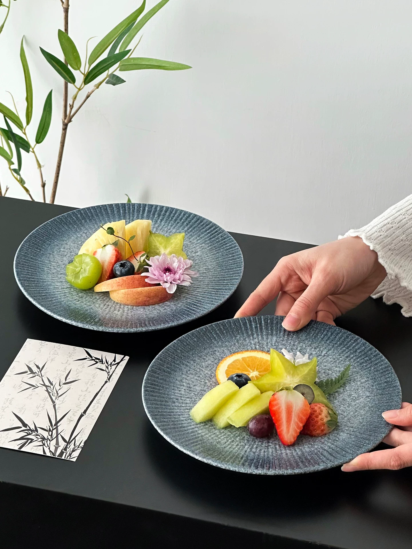 Đĩa sứ xanh cao cấp, đĩa nông sọc, đĩa trái cây thiết kế cổ điển, đĩa tráng miệng, bộ đồ ăn kiểu Trung Quốc