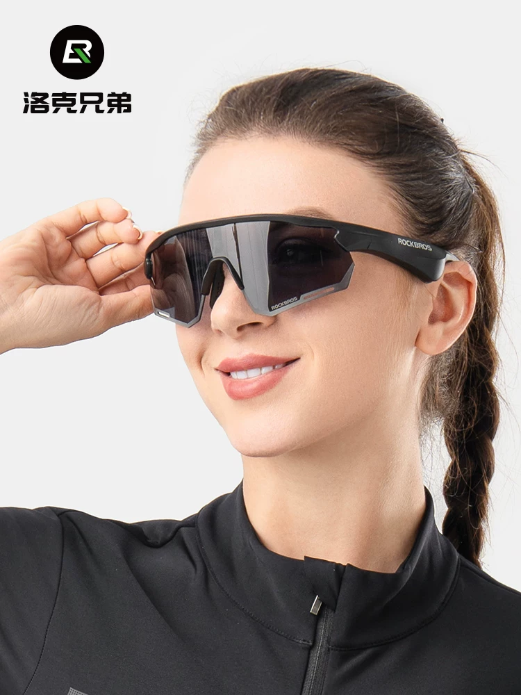 Kính đi xe đạp Bluetooth Rock Brothers dành cho người cận thị, thích hợp cho việc đạp xe, câu cá, hoạt động ngoài trời, phân cực, unisex, dành cho thể thao, chạy bộ và lái xe.