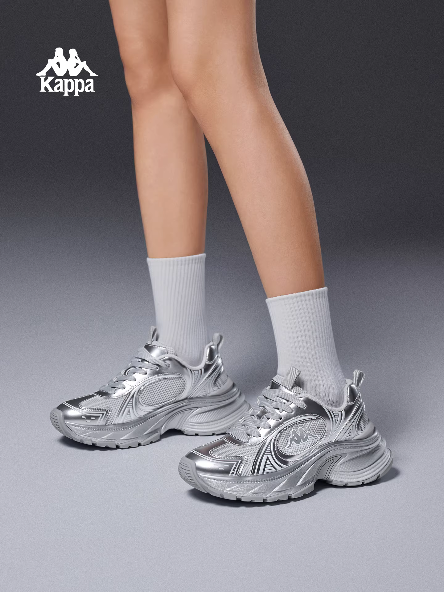 Giày bố đế dày tăng chiều cao Kappa dành cho nữ, giày thể thao màu bạc mới mùa đông 2025, giày thời trang xu hướng cá tính.