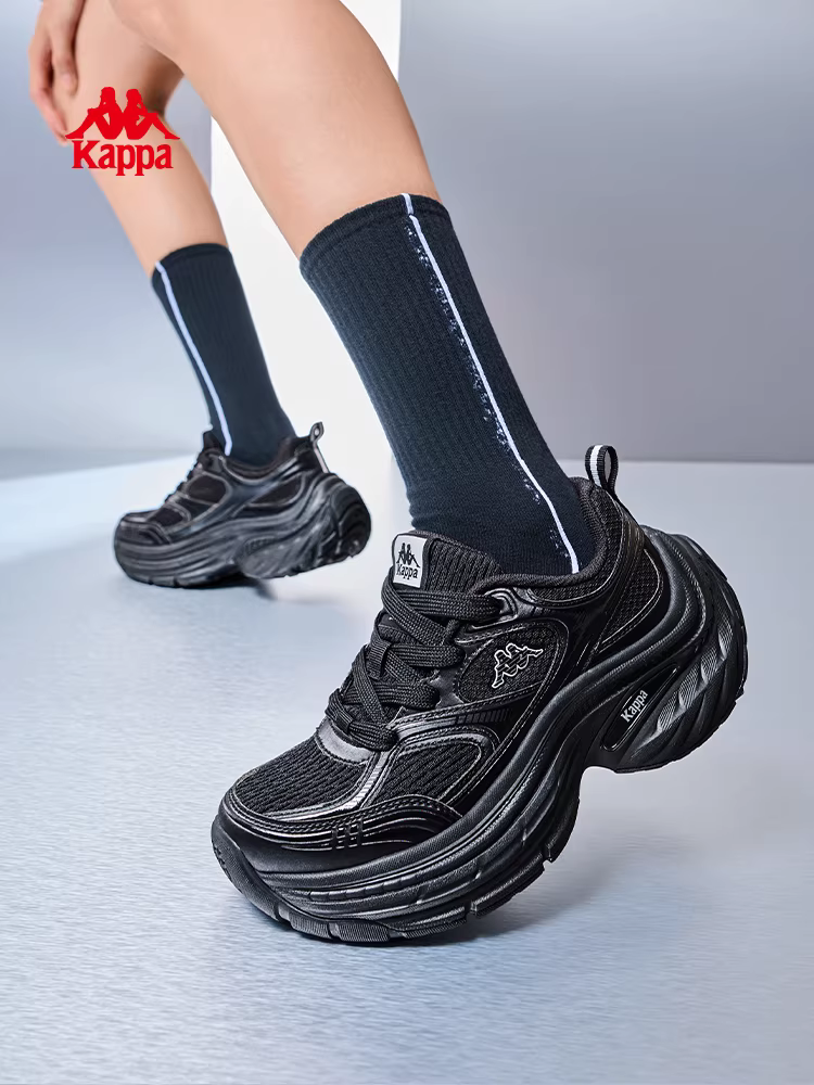 Giày thể thao Kappa màu đen dành cho nữ, đế dày, kiểu mới mùa đông 2025, giày nữ tăng chiều cao, đa năng, giúp chân trông nhỏ nhắn hơn, giày thường ngày.