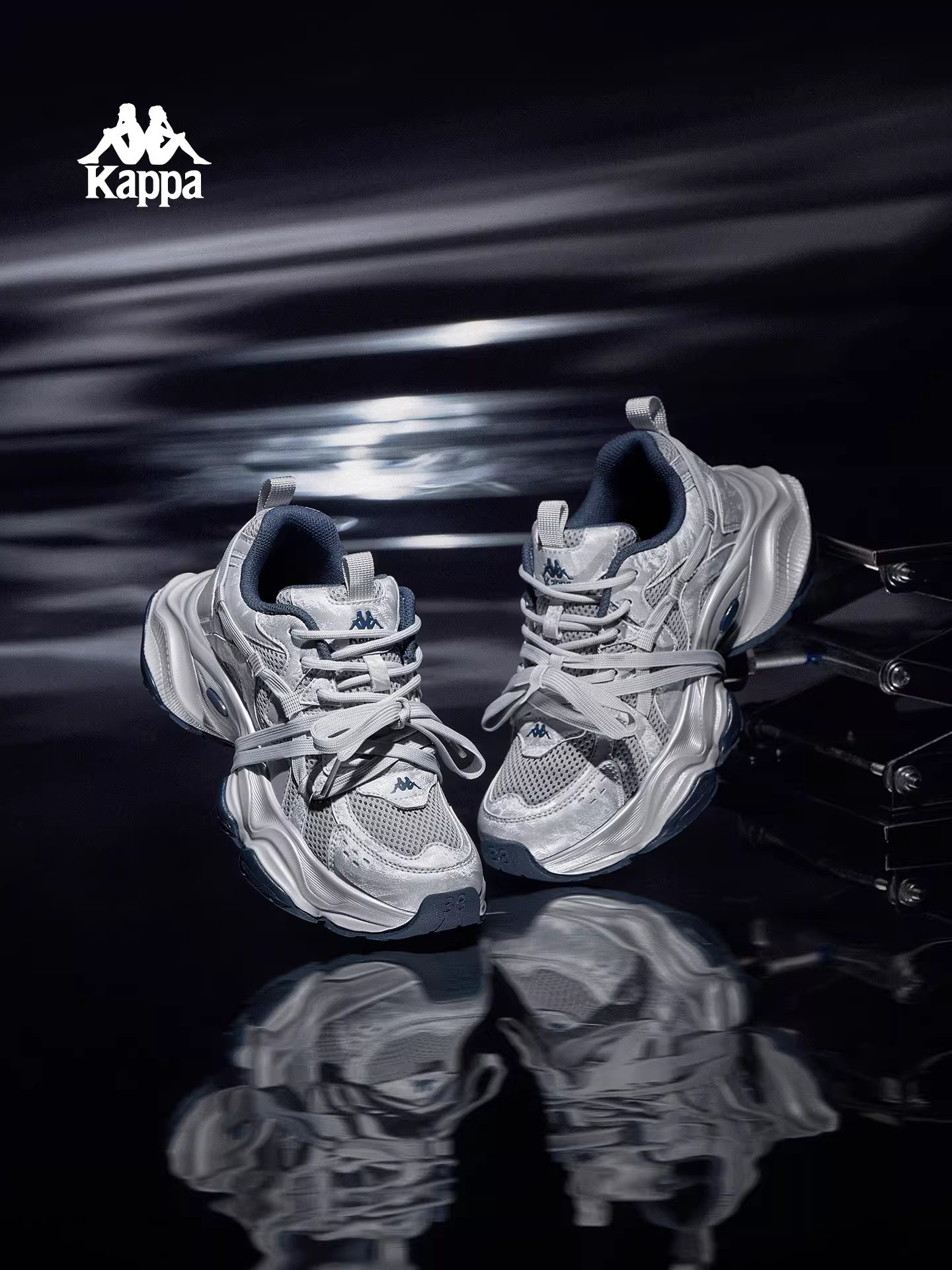 Giày bố đế dày tăng chiều cao Kappa dành cho nữ, giày thường ngày mới mùa đông 2025, giày thể thao màu xám cổ điển thời trang.