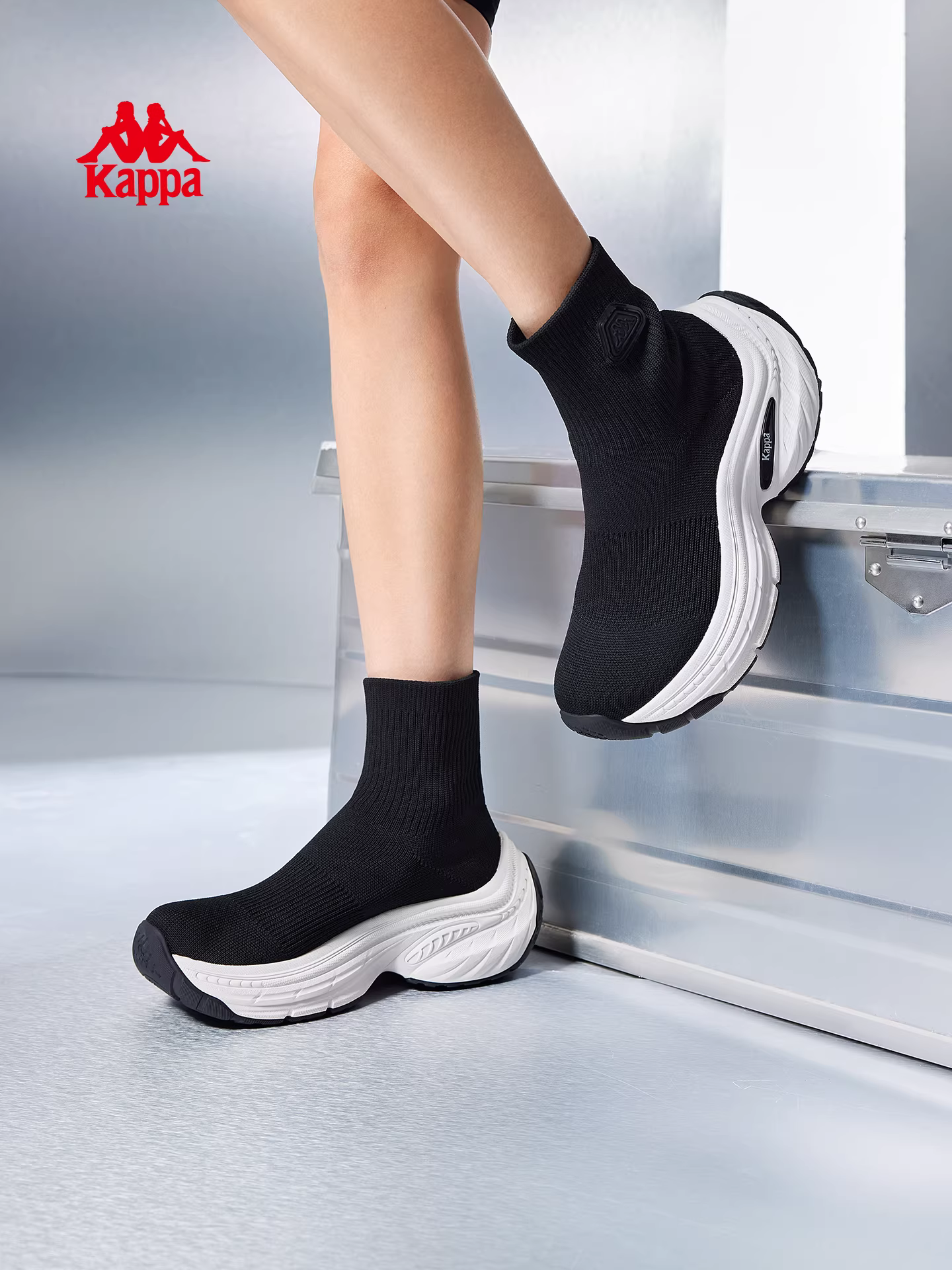 Giày lưới tăng chiều cao đế dày Kappa dành cho nữ, giày chạy bộ mới mùa đông 2025, giày bố thời trang.