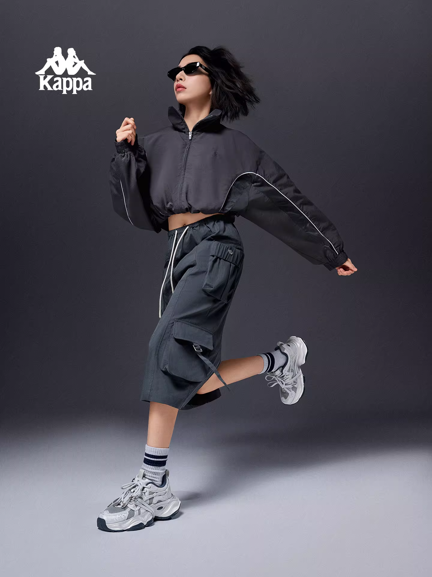 Giày bố đế dày tăng chiều cao Kappa dành cho nữ, giày thường ngày mới mùa đông 2025, giày thể thao màu xám cổ điển thời trang.