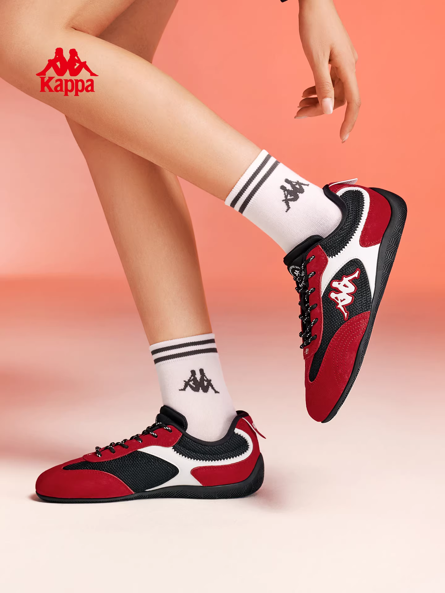 Giày nữ Kappa đế mỏng giày đua mùa đông 2025 mới màu đỏ cổ điển giày tập luyện nhẹ nhàng đế mềm