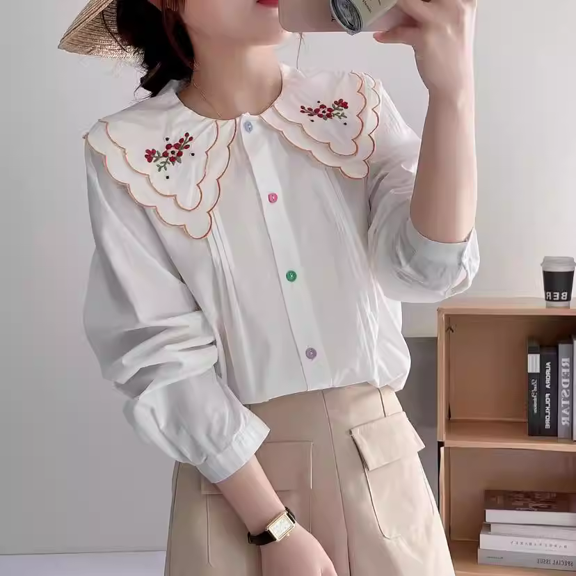 Áo sơ mi cotton dáng rộng, tay dài, cổ trụ, thêu hoa tươi mới phong cách Xuân 2024, hai lớp, cúc nhiều màu, kiểu dáng dễ thương, ngọt ngào.