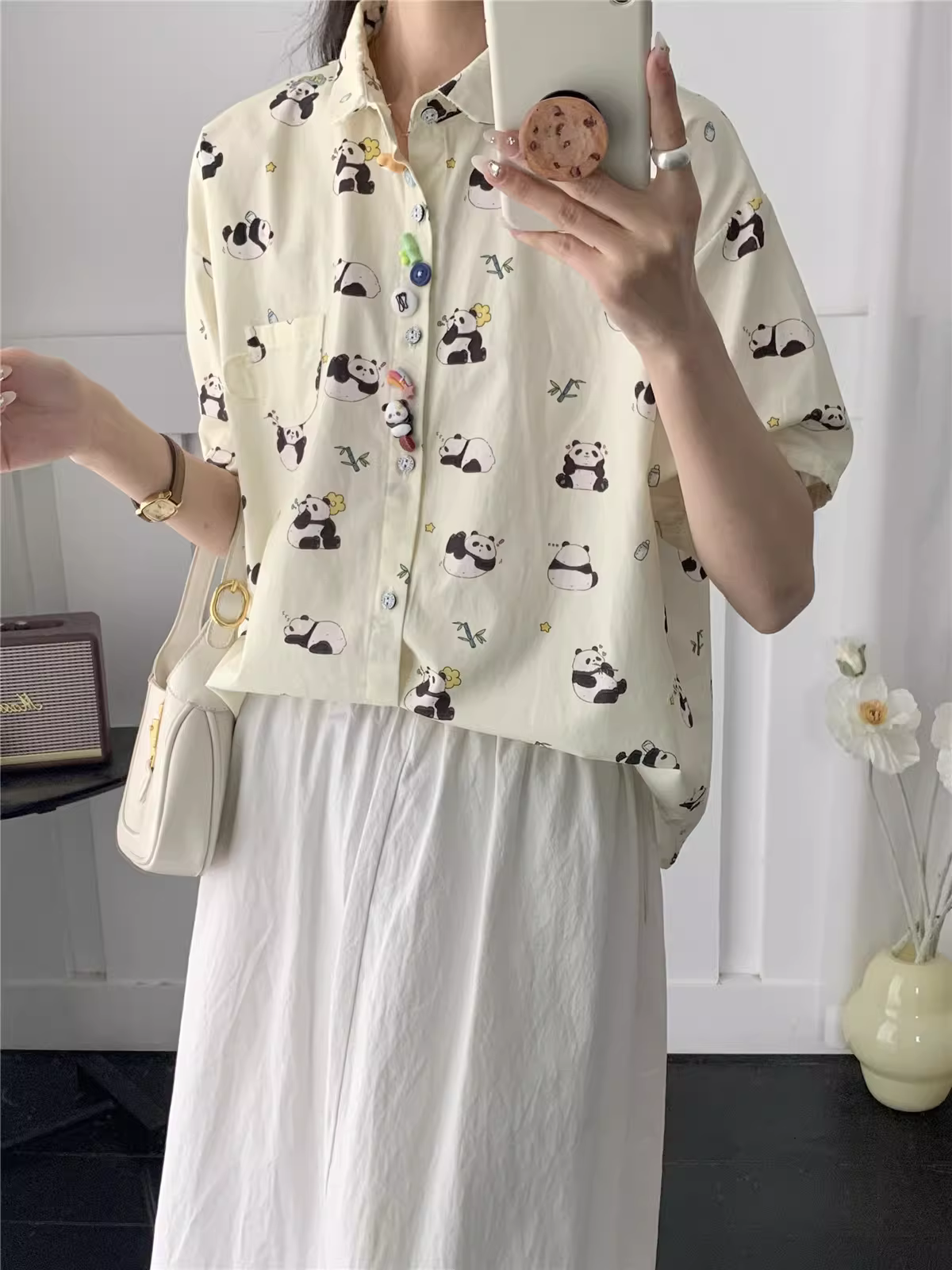 Áo sơ mi cotton in hình gấu trúc mùa hè Dream Box 2025, cổ sơ mi, tay ngắn, họa tiết hoạt hình, nhiều khuy, dáng rộng, phong cách thường ngày