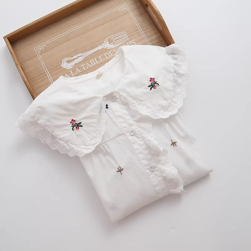 Dream Box 2022 Mùa Xuân Mới Áo Sơ Mi Cotton Thêu Hoa Ren Cổ Búp Bê Tay Dài Rời Thêu Áo Sơ Mi Trắng